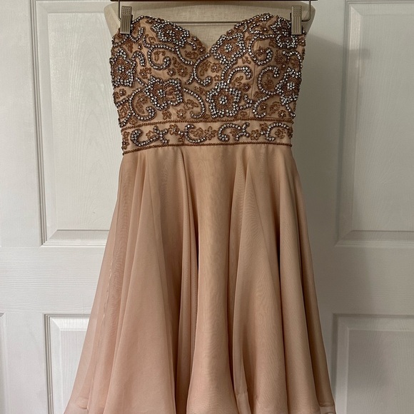 Sherri Hill Rhinestone Floral Jewel Short Dress - Picture 11 of 11